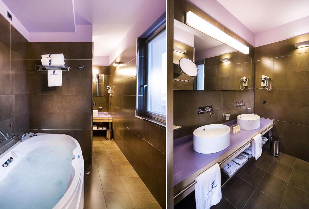 Hotel Europa Latina Extérieur photo