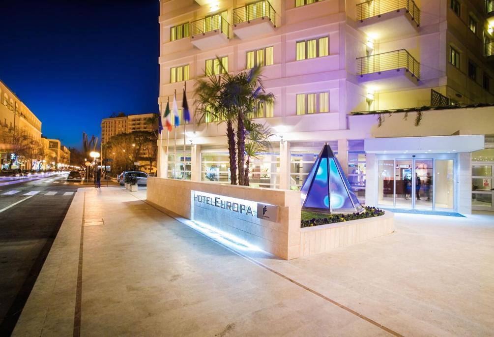 Hotel Europa Latina Extérieur photo